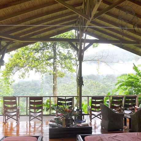 Dschungel-Lodge Pacuare Outdoor Center Terasse Ausblick von einer Terrasse der Dschungel-Lodge Pacuare Outdoor Center