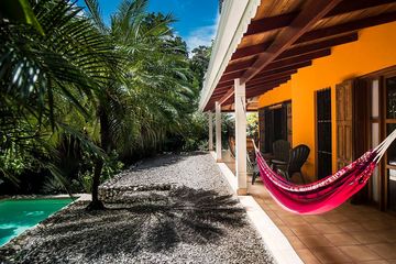 Bungalows-und-Cabinas-Pequeño-Gecko-Verde-Villa Caribe 09