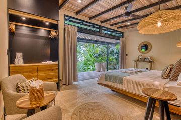 aWà Beach Hotel Mastersuite Meerblick Bett