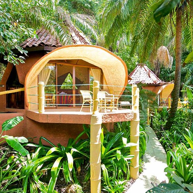 Resort Ylang Ylang Gartenbungalow 01