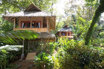 Dschungel-Lodge Copa de Arbol Deluxebungalow 02