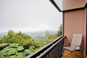 Poas Volcano Lodge Gartenzimmer Standardzimmer Hummingbird Balko