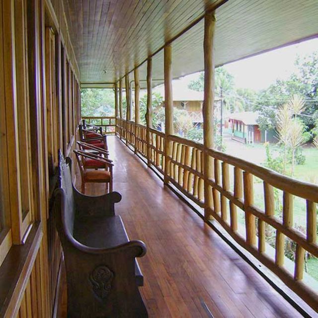 Lodge Miss Junie's Veranda