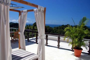 Hotel Gaia Deluxe Suite 02