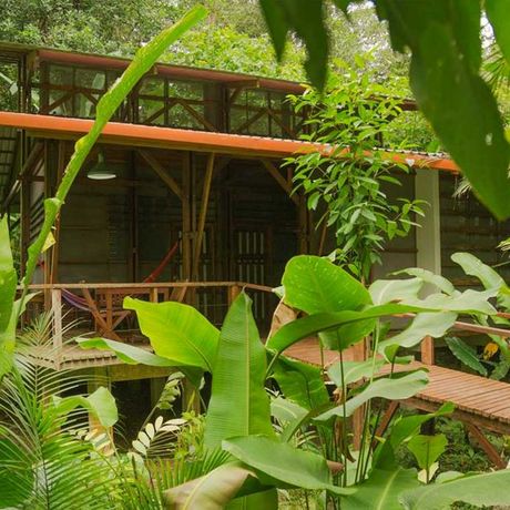 Blick auf die Bungalow + Cabina Kukula Lodge