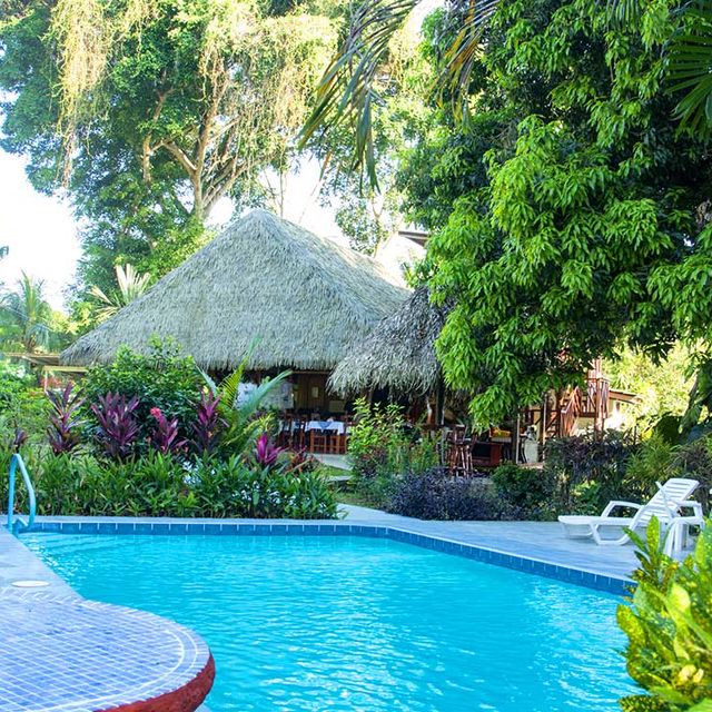 Bungalows Diquis del Sur Poolblick 02