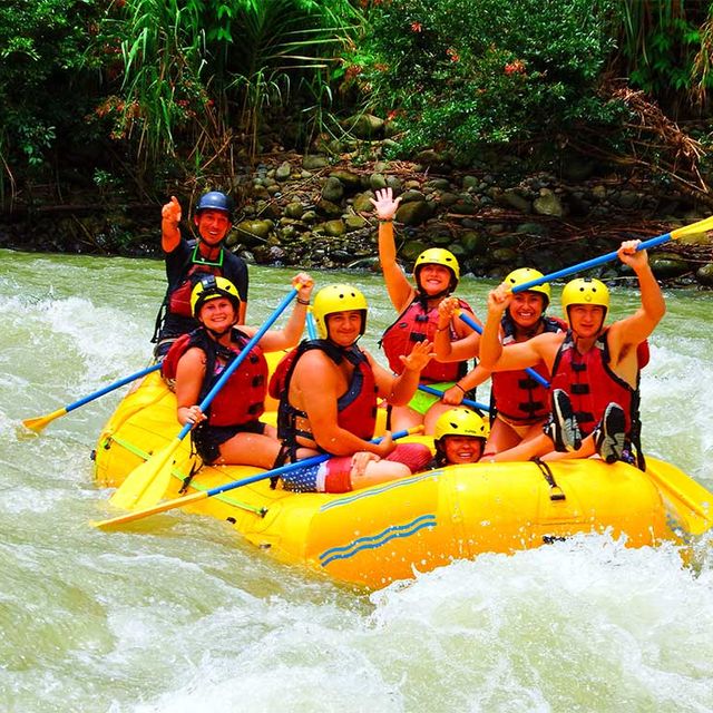 Rafting auf dem Fluss Guabo Klasse II, III+, V 01