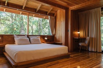 Hotel Belmar Familienzimmer Nebelwald Bett