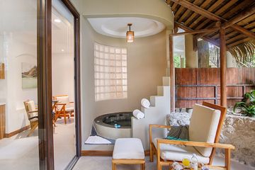 Resort Arenas del Mar Regenwaldzimmer Dusche auf dem Balkon