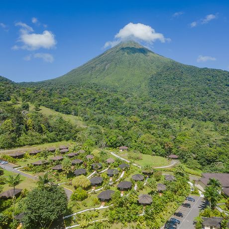 Hotel Lomas del Volcán Vulkan grün Blick auf den Vulkan