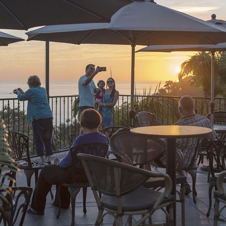 Hotel Parador Resort & Spa Terasse Terrasse mit Blick aufs Meer des Hotels Parador Resort & Spa