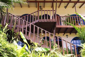 Orosi Lodge Standardzimmer Zimmerfront