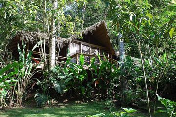 Pacuare Lodge Gartensuite Außenansicht der Suite im Dschungel