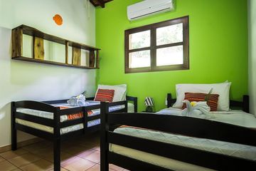 Bungalows-und-Cabinas-Pequeño-Gecko-Verde-Villa Caribe 06