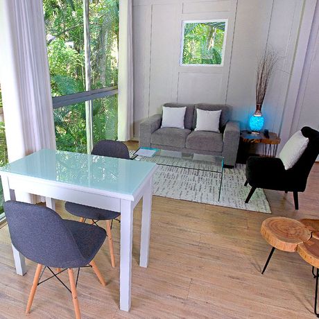 Blick auf eine gemütliche Sitzecke in einer Suite des Boutique-Hotels Plaza Yara
