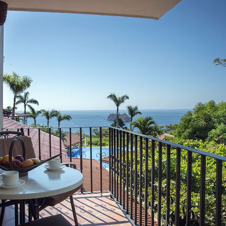 Costa Rica Resort Meerblick Meerblickperspektive vom Balkon auf den blauen Pazifik