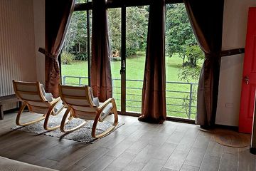 Hotel Yerba Buena Gartenzimmer Queen Sessel am Fenster