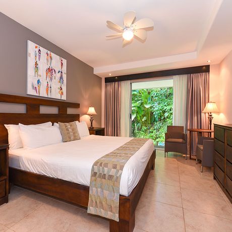 Blick in das Master Bedroom des Dschungelapartments im Ferienhaus Tulemar Resort