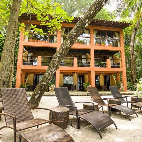 Resort Ylang Ylang Familiensuite 03 Aussenansicht der Familiensuite des Resort Ylang Ylang