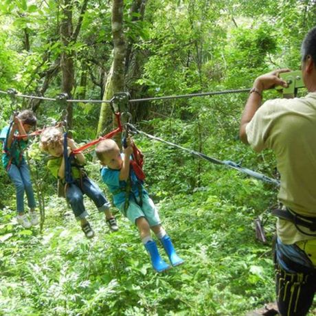 Zipline in Sámara-02 Zipline im tropischen Trockenwald, Spaß für Groß- und klein.
