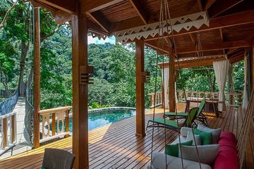 Pacuare Lodge Canopy Villa Terrasse mit Blick auf Dschungel