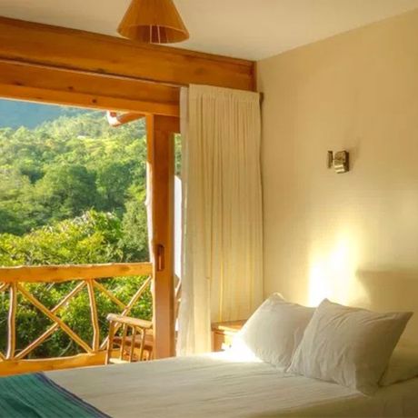 Betten im Superiorzimmer der Río-Chirripó-Lodge