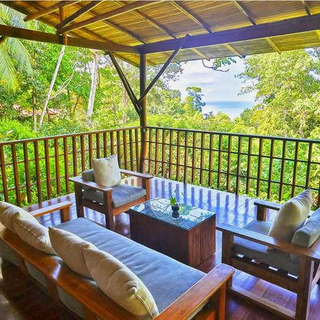 Blick von der Veranda in der El Remanso Rainforest Wildlife Lodge 