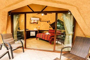 Resort Ylang Ylang Gartenbungalow 02