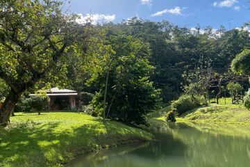 Finca Mei Tai Standardzimmer Außenansicht See