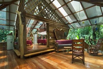 Ökolodge Congo Bongo Deluxebungalow 02