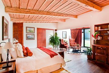 Poas Volcano Lodge Deluxezimmer Jacamar