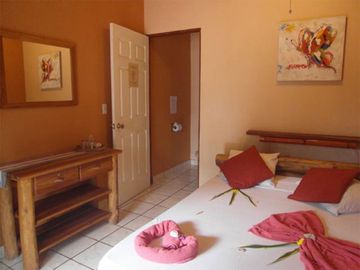 Samara Palm Lodge Einzelzimmer Schlafbereich