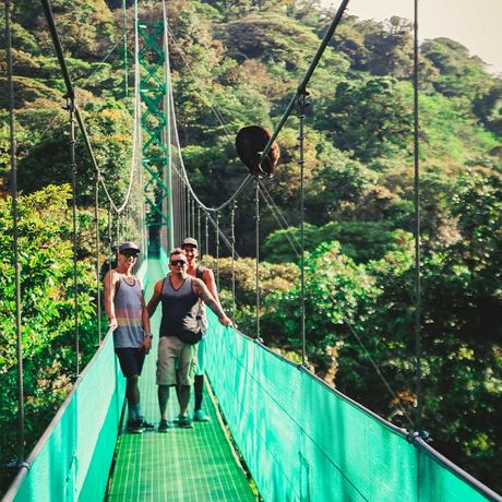 Hängebrückentour La Fortuna 04 Blick auf eine Hängebrück bei der Hängebrückentour La Fortuna