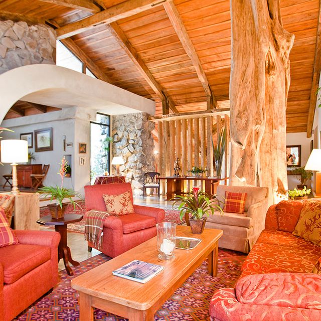 Poas Volcano Lodge Sitzecke Sessel