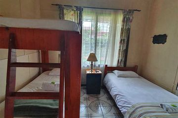 Pension Turrialba B&B Fünferzimmer 01