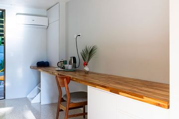 Hotel Nya Deluxezimmer Terrasse Stuhl