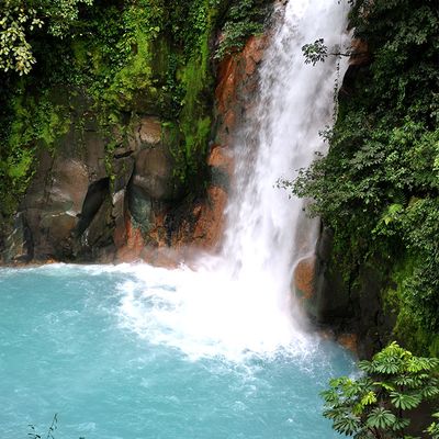 Costa Rica Wasserfall Celeste