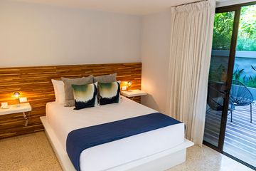 Hotel Nya Deluxezimmer Terrasse Bett