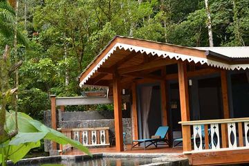 Pacuare Lodge Linda Vista Villa Außenansicht mit Pool