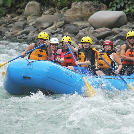 Costa Rica ist ein Traumreiseland für Ihr Raftingabenteuer. 