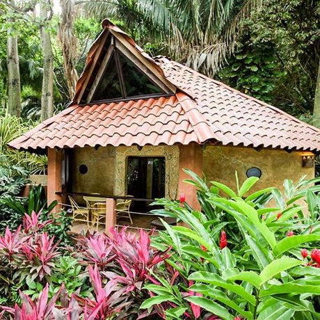 Resort Ylang Ylang Coco Joe`s Bungalow 03 Aussenansicht des Coco Joe`s Bungalow des Resort Ylang Ylang